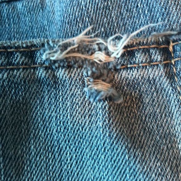 Abercrombie and Fitch sz 6 w28 high rise short/distressed/5pockets/frayed - Picture 6 of 15